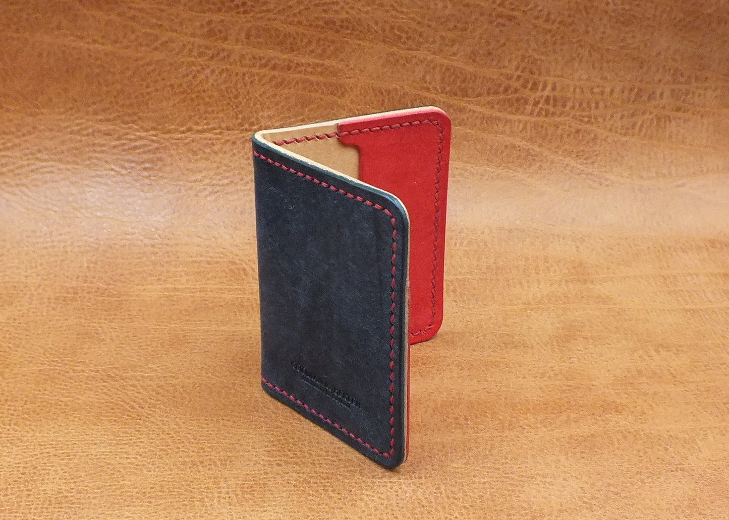 The Beacon Bi-Fold - Navy Blue / Natural / Red